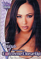 Extreme Close Up Taya